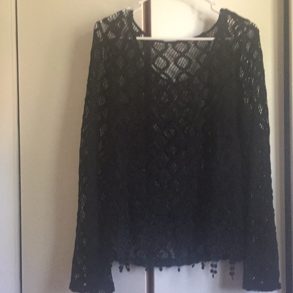 Long sleeved fringed and see through Top XL